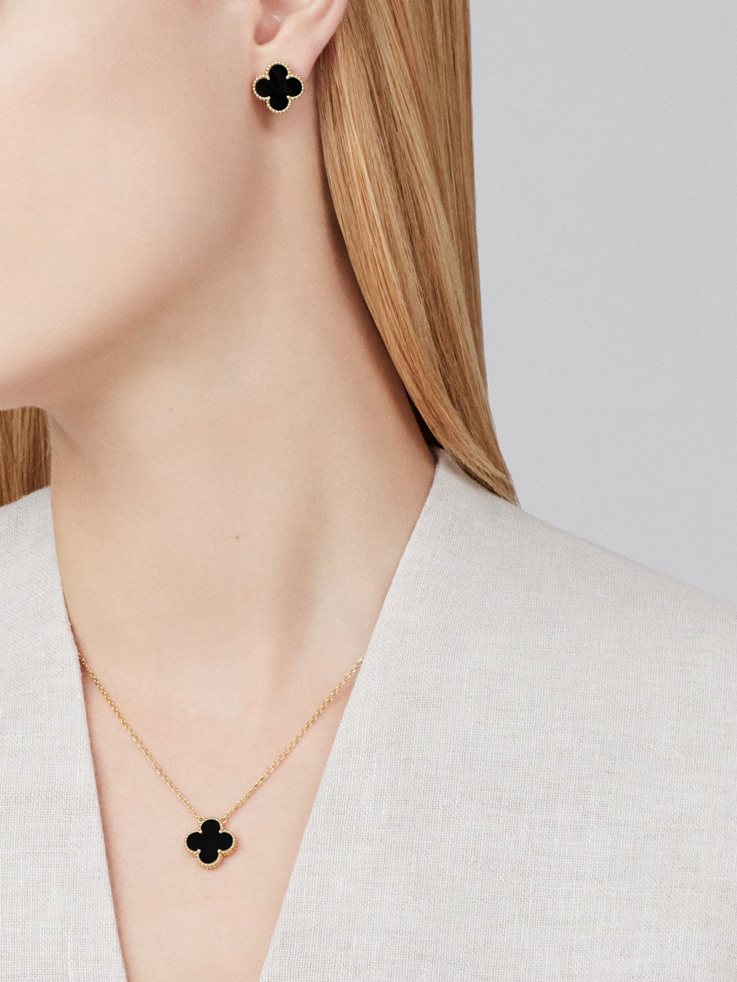 VCA, 1 Motif Necklace (Onyx)