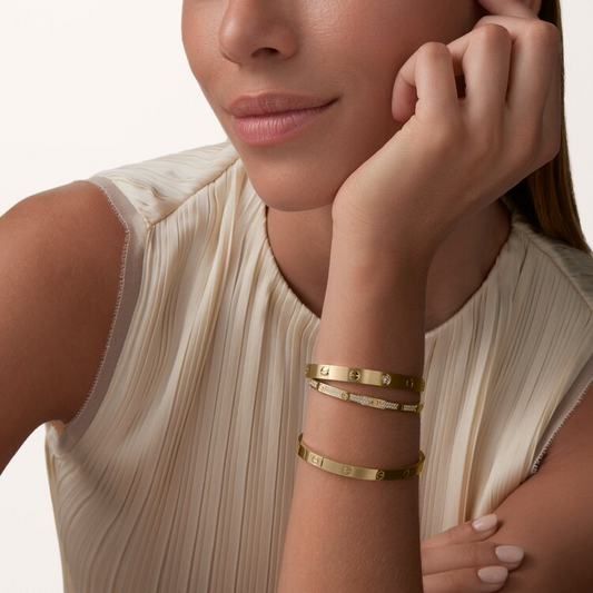 Cartier Love Bracelet (Gold)
