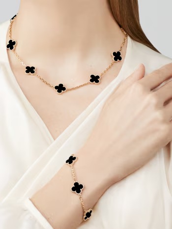 VCA, 5 Motifs Bracelet (Onyx)